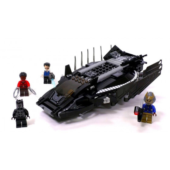 Lego 76100 Black Panther Royal Talon Fighter Attack