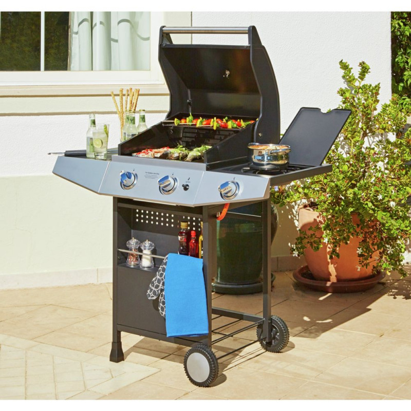 Premium 2 Burner Gas BBQ with Side Burner. Barbecues Travel