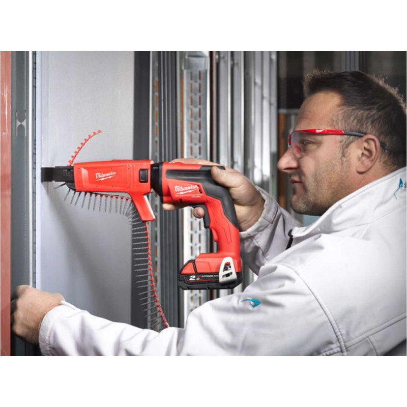 Milwaukee M18FSGC202X Fuel Drywall Screw Gun Drills & Screwdrivers